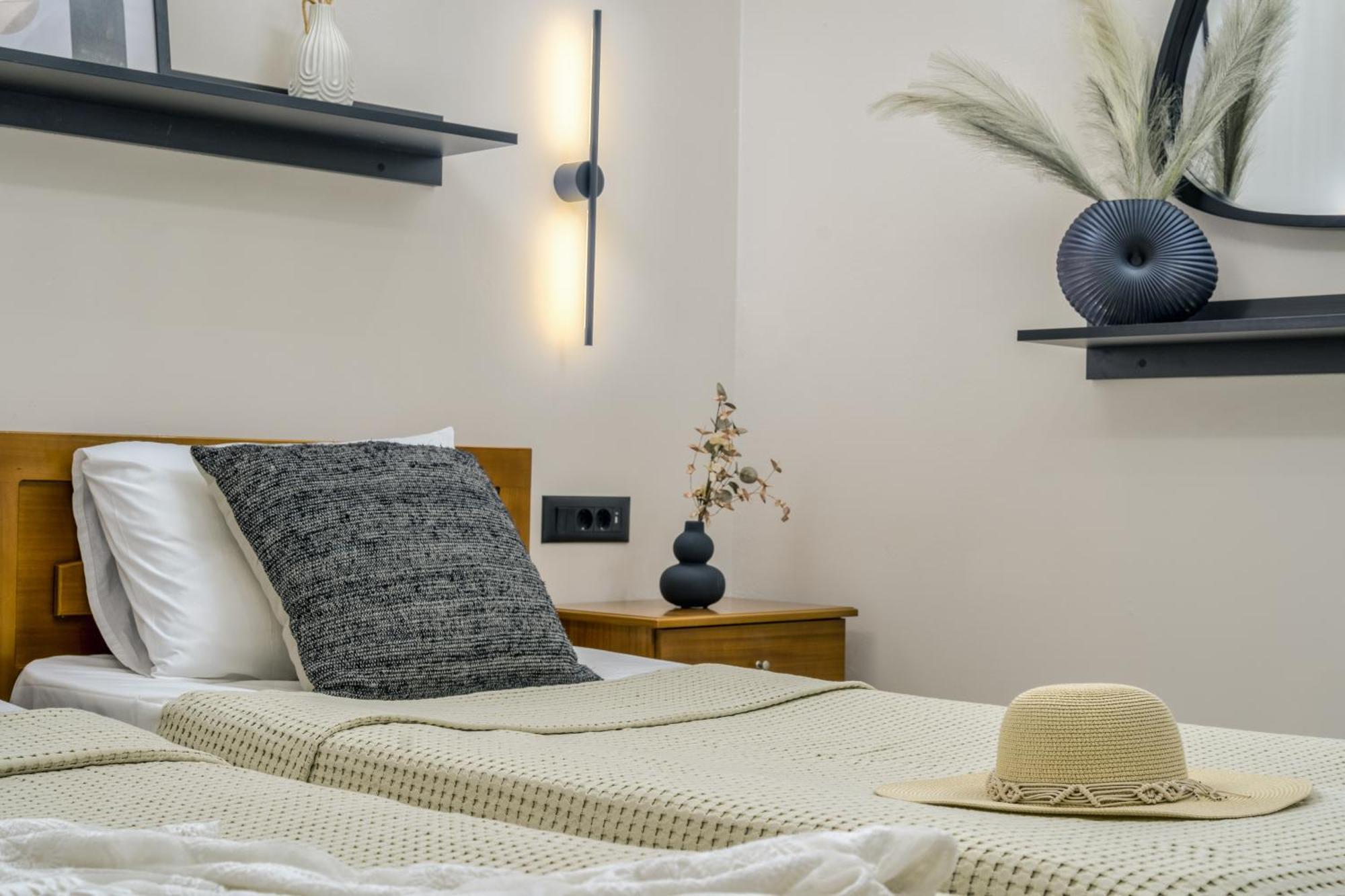 Rivulet Apartments Laganas Luaran gambar